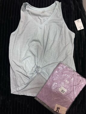 SO Soft V-Neck Tank Top with Front Knot X 2